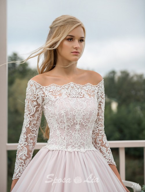 https://www.sposa-lia.com/images/stories/virtuemart/product/251       (2).jpg
